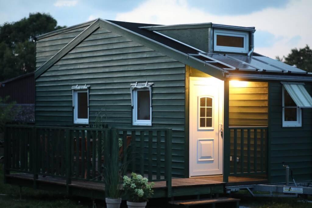 Tinyhaus Auf Annettes Kinderbauernhof บัดเลาเทอร์แบร์ก ภายนอก รูปภาพ